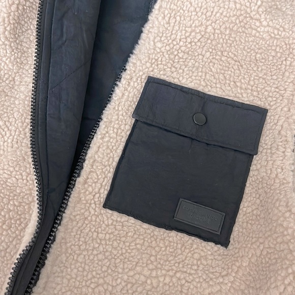 Zara Kids REVERSIBLE FLEECE VEST - Picture 5 of 5